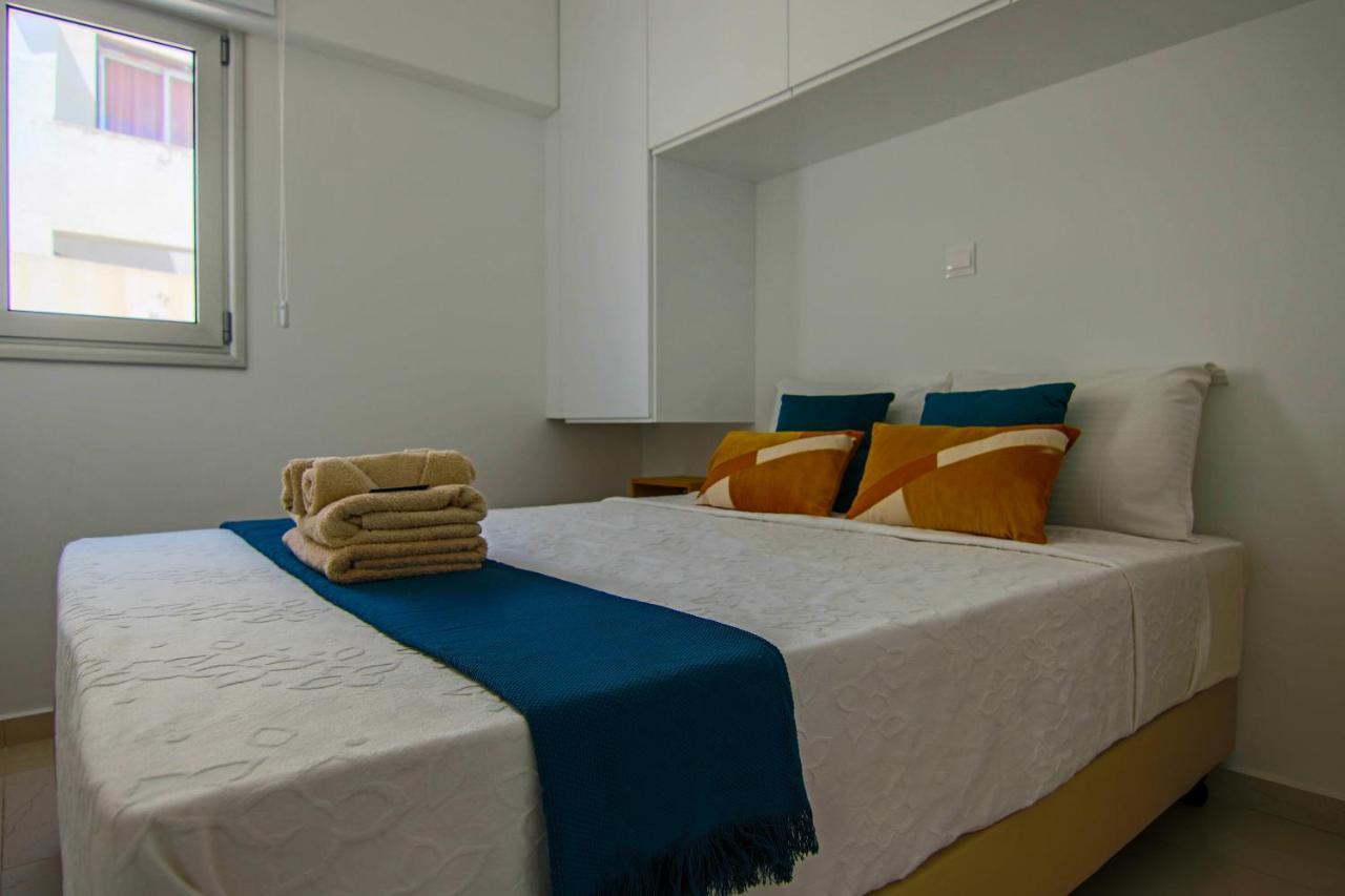 Phaedrus Living: Seaview Gold Flat Lighthouse 48 Lägenhet Paphos Exteriör bild